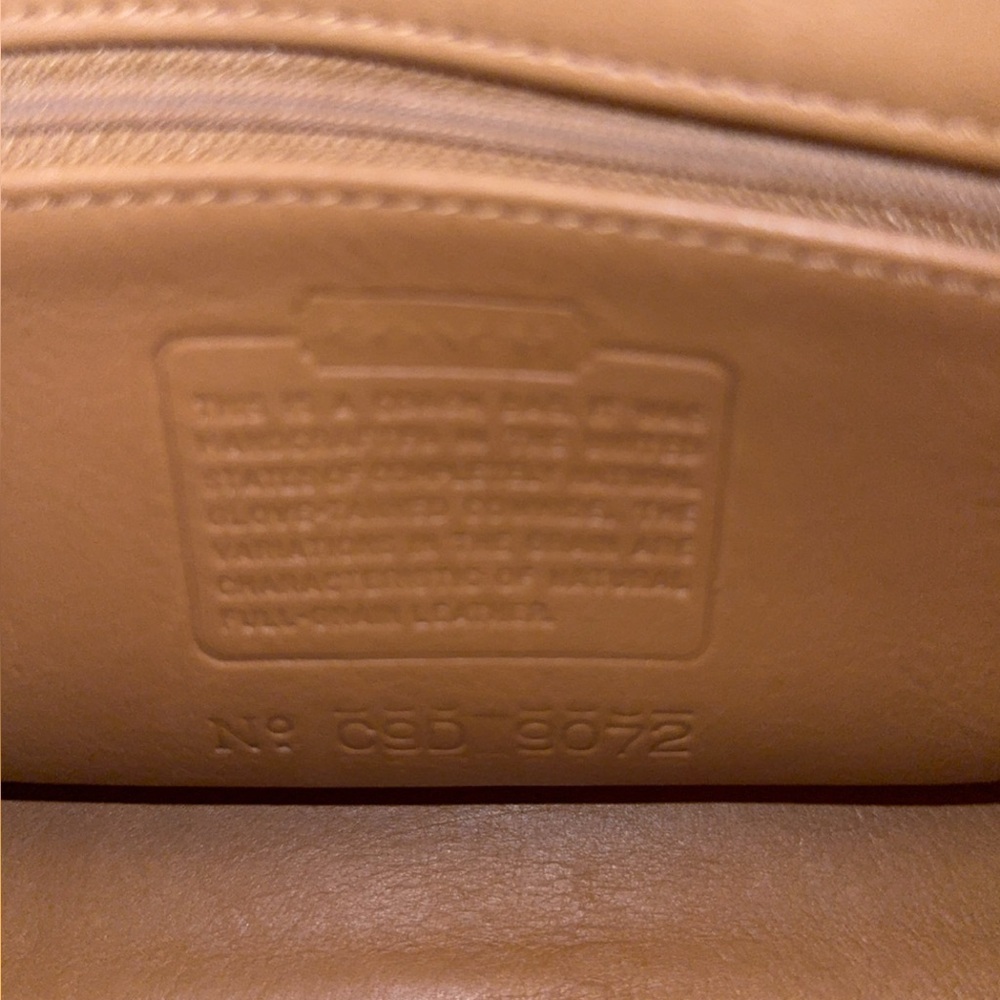 Coach Bag - Picture 3 of 8